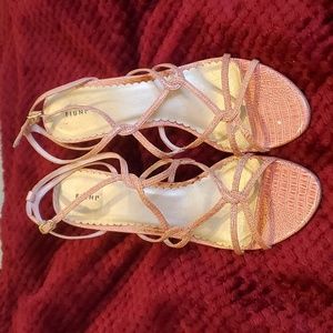 Pink textured strappy sandals